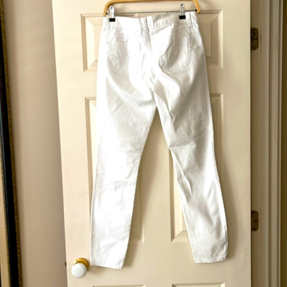 NWT white jeans by Generra size 11. - Picture 2 of 5